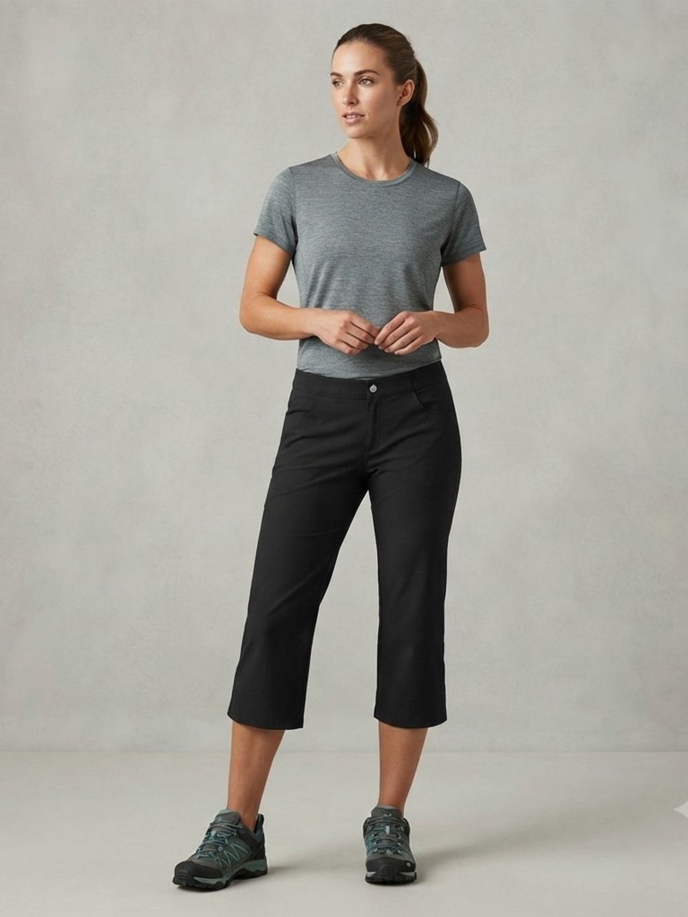Patagonia Women’s Black Hiking Capris Size 6 Outdoor Light Stretch Pants EUC